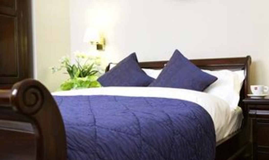Harington's Hotel Room