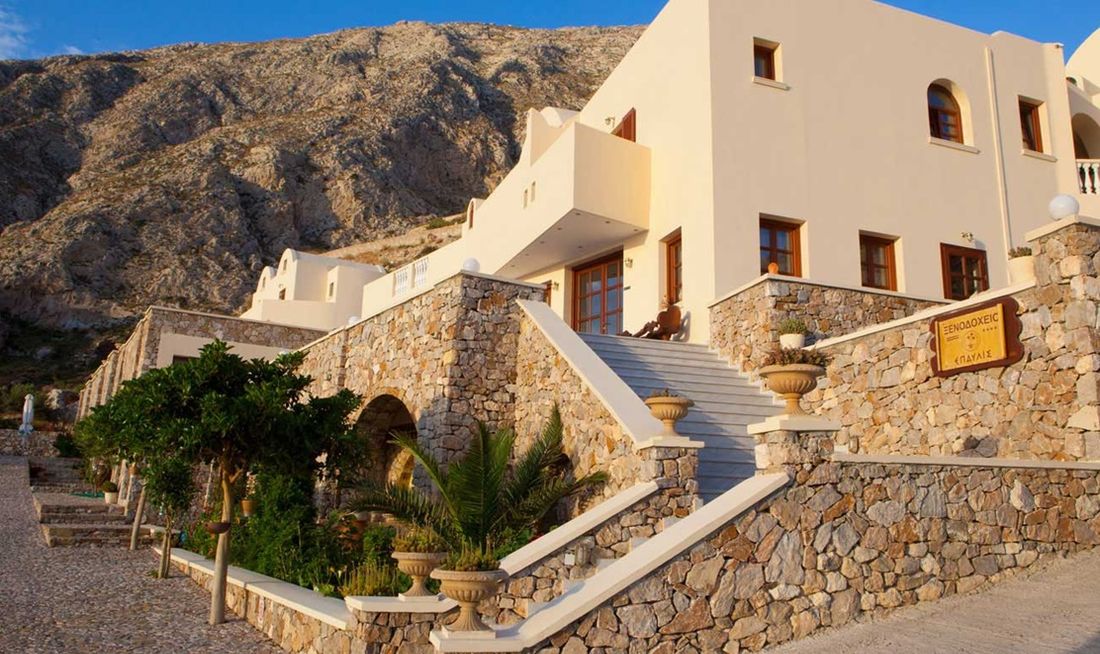 Epavlis Hotel Exterior