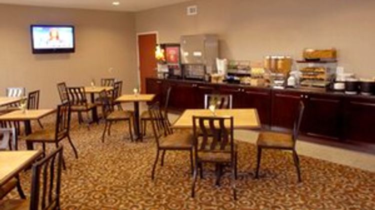 Country Inn & Suites Canton Restaurant