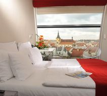 Design Metropol Hotel Room