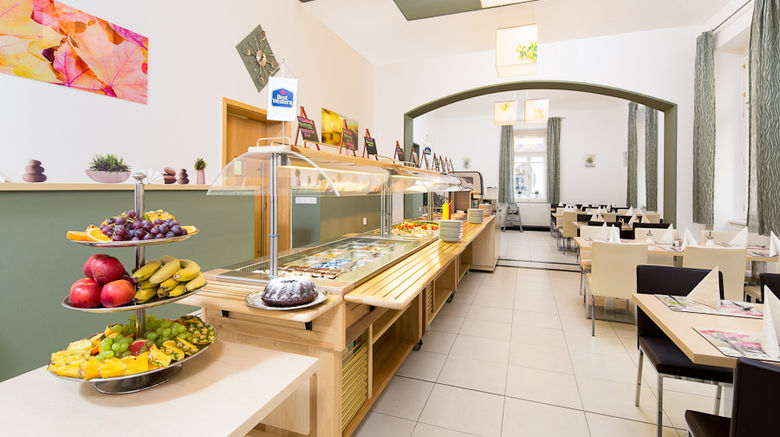 <b>Hotel Pav Restaurant</b>