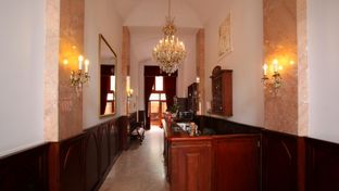 King Charles Boutique Hotel Residence