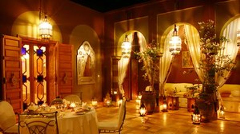 <b>Dar Ayniwen Restaurant</b>