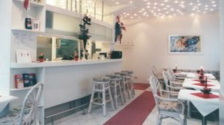 <b>Relax Hotel Meeting</b>