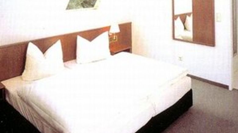 <b>Hotel-Restaurant Kronprinz Room</b>