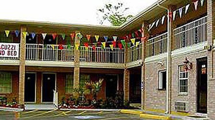 Downtown Suites Dallas Exterior
