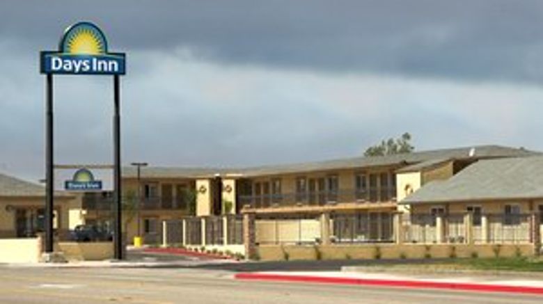 Motel 6 Mojave Airport Exterior