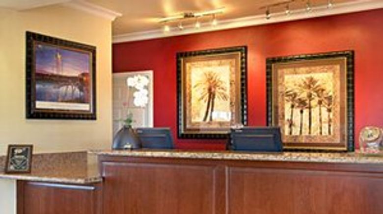<b>Motel 6 Mojave Airport Lobby</b>