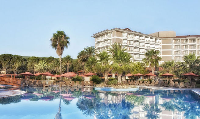 AKKA Alinda Hotel Exterior