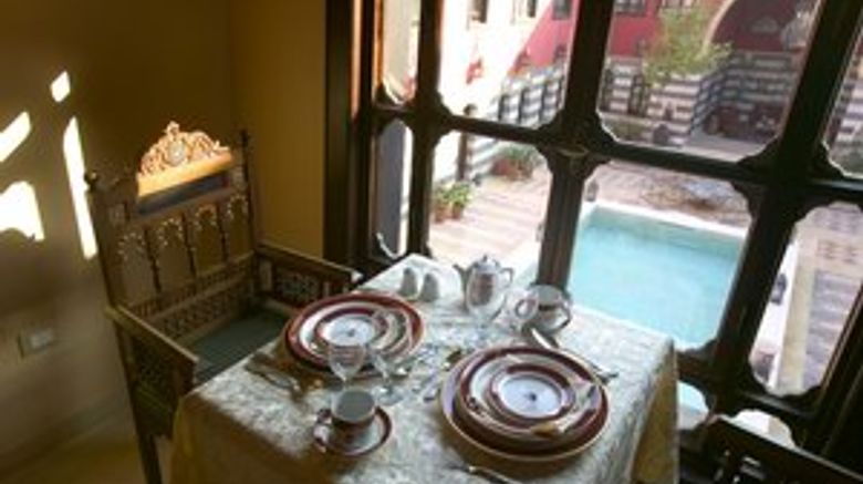 <b>Talisman Hotel Restaurant</b>