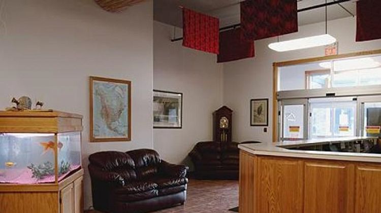 Executive House Suites Hotel and Conf Lobby