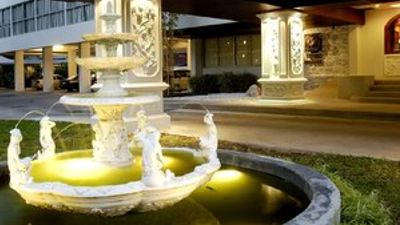 Sino House Hotel and Apartment