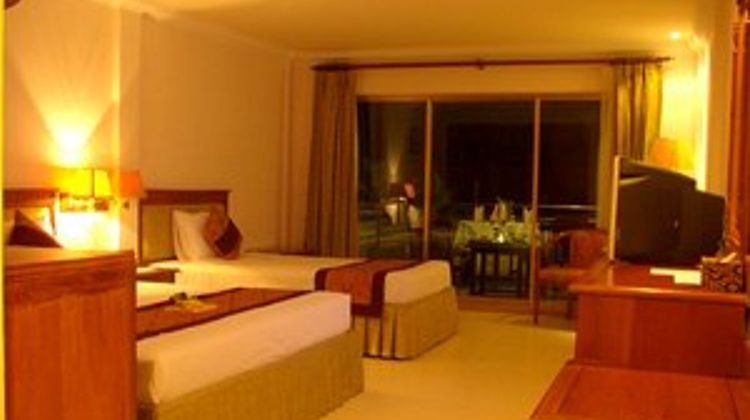 Angkor Holiday Hotel Suite