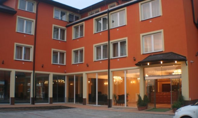 Hotel Daisy Exterior