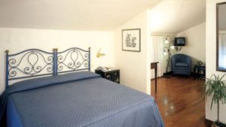 The Villa of STR Room