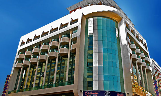 Delmon Hotel Exterior