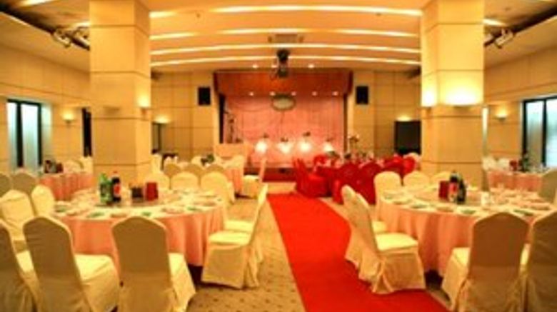 <b>AnTing Villa Hotel Shanghai Restaurant</b>