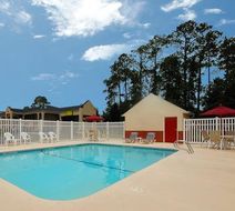 Magnolia Inn - Kingsland, GA Pool