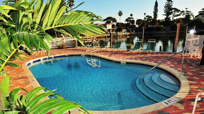 <b>Bay Palms Waterfront Resort Pool</b>