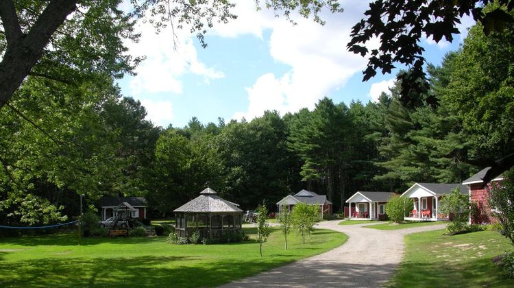 Pride Motel & Cottages Exterior