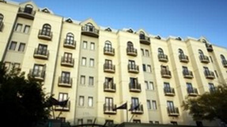 Frome Apartments Exterior