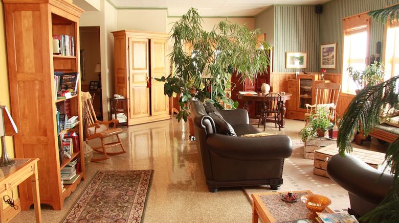 <b>La Butte Ronde Lobby</b>