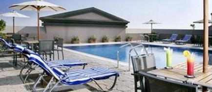 Golden Tulip Al Barsha Pool