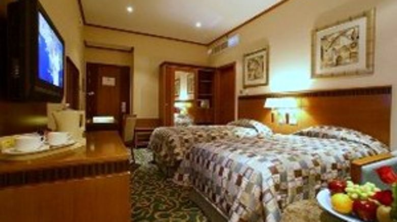 <b>Golden Tulip Al Barsha Room</b>