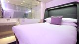 YOTELAIR Amsterdam Schiphol Room