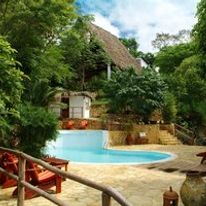 La Lancha Resort