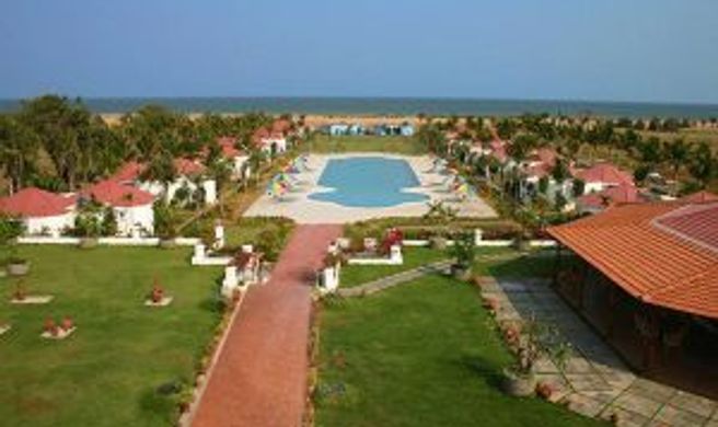 Chariot Beach Resort Exterior