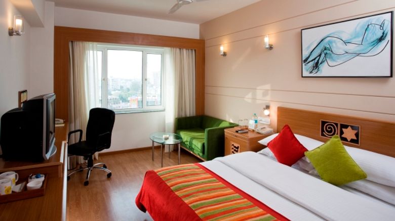 <b>Lemon Tree Hotel Ahmedabad Room</b>