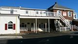 Royal Crest Motor Inn Exterior