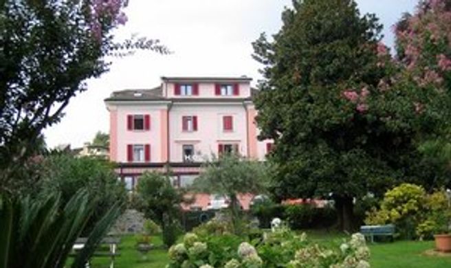 Park-Hotel Rovio Exterior