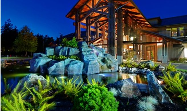 Sunrise Ridge Waterfront Resort Exterior