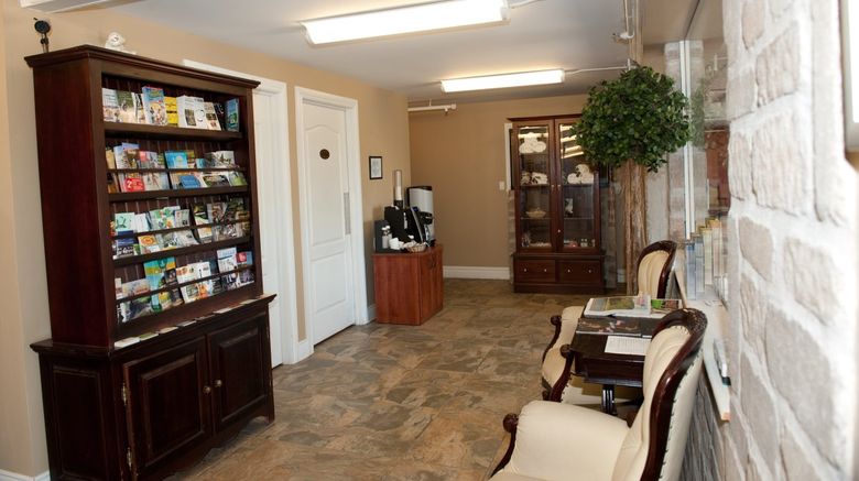 <b>Hotel St-Sauveur Lobby</b>