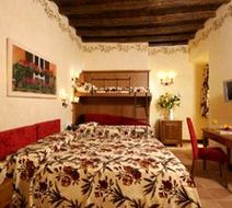 Residenza San Calisto Room