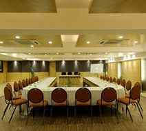 Hotel Pai Vista Mysore Meeting