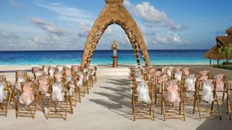 <b>Dreams Riviera Cancun Resort & Spa Banquet</b> <b>Dreams Riviera Cancun Resort & Spa Banquet</b>