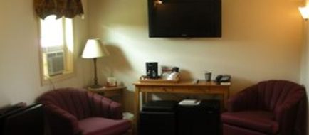 Boardwalk Inn Suite