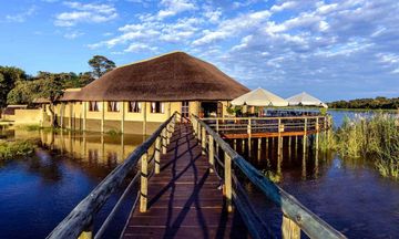 Hakusembe River Lodge