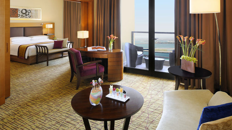 Moevenpick Hotel Jumeirah Beach Suite