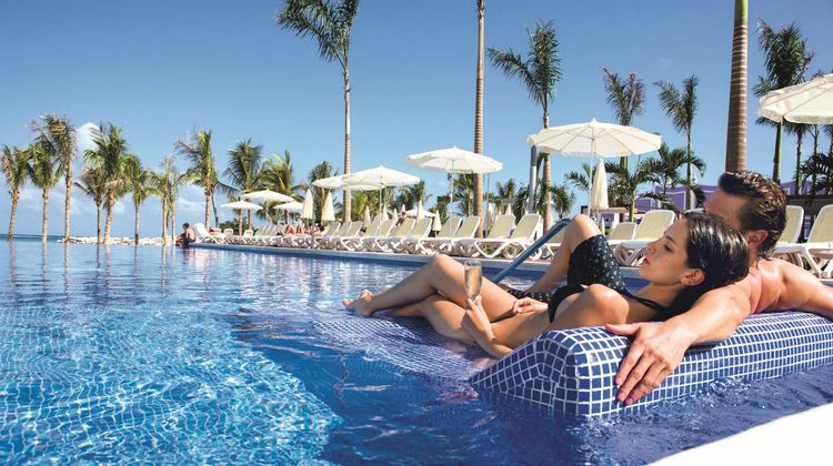 Hotel Riu Palace Jamaica Pool