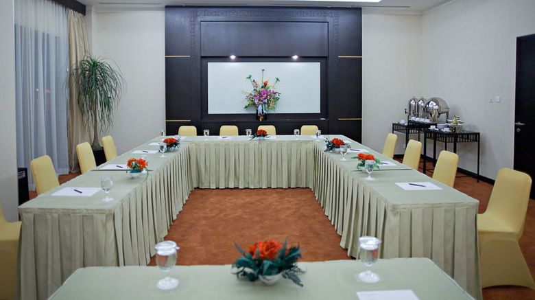<b>Swiss-Belhotel Papua Meeting</b> <b>Swiss-Belhotel Papua Meeting</b>