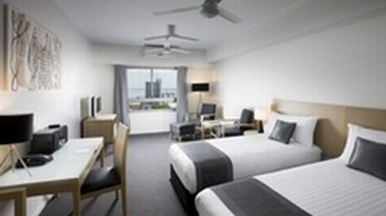 <b>Mantra Pandanas Room</b>