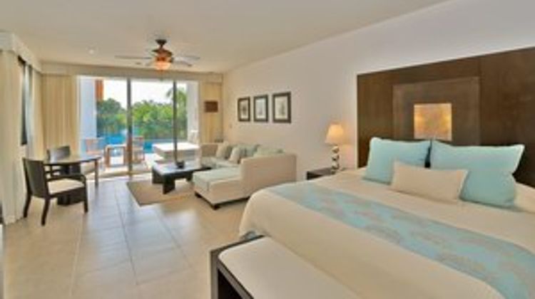 Secrets Aura Cozumel Room