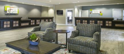 Holiday Inn Club Vacations Fox River Lobby