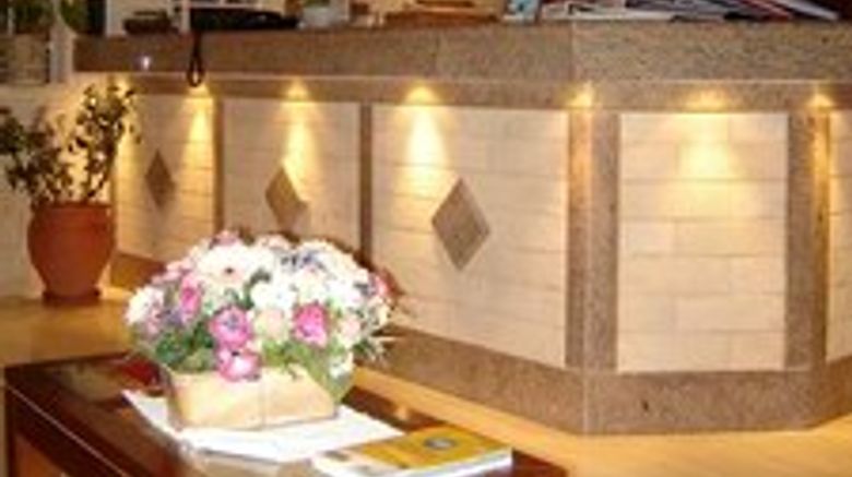 <b>Castro Hotel Lobby</b>