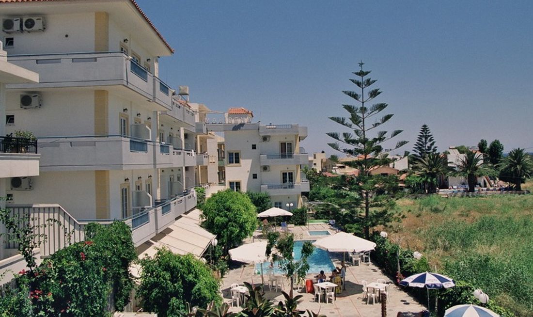 Marirena Hotel Exterior