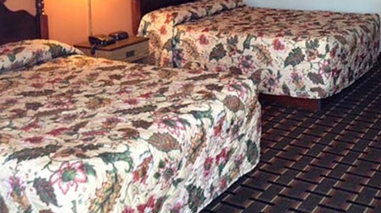 <b>Great Lakes Inn & Suites South Haven Room</b>